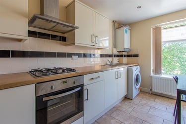 3 bed house, Richmond Crescent, Plasnewydd, Cardiff, CF243AH - Image 2
